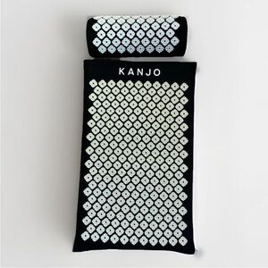 Kanjo Black Acupressure Massage Mat and Pillow Set